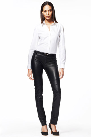 Chic and simple. Leather pants in the place of jeans is casual elegance